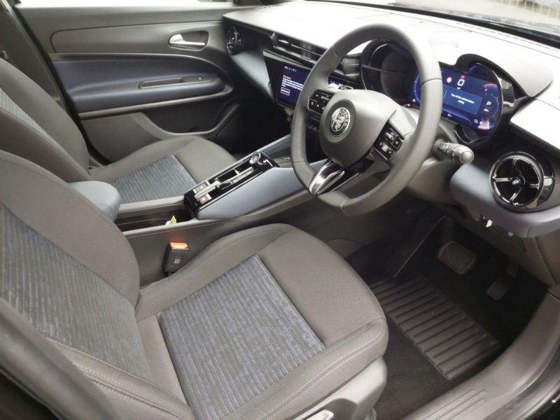 Used Alfa Romeo Junior 2025 for sale - 76383878: Photo 13