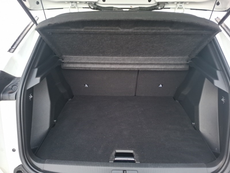 Used Peugeot 2008 2020 for sale - 76651772: Photo 8