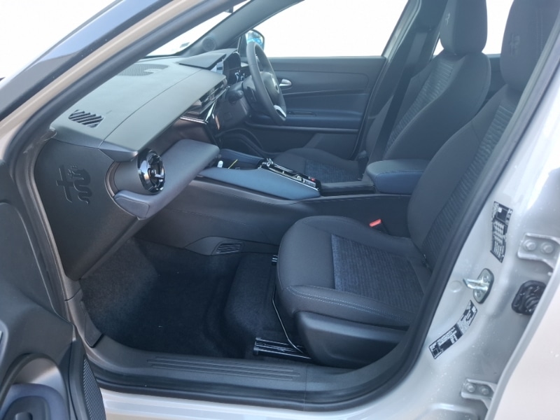 Used Alfa Romeo Junior 2025 for sale - 77790563: Photo 5