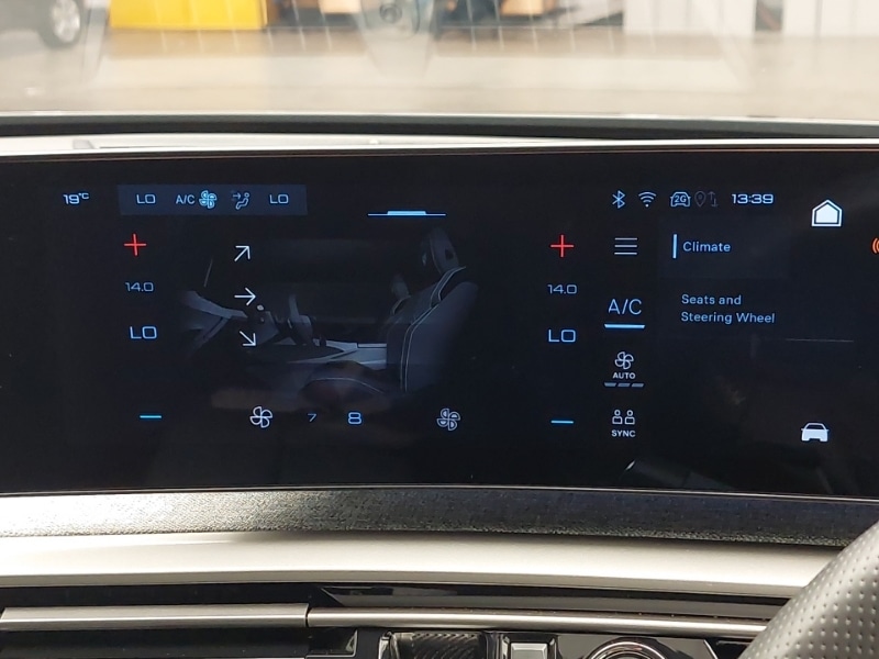 Used Peugeot 3008 2024 for sale - 76052703: Photo 15