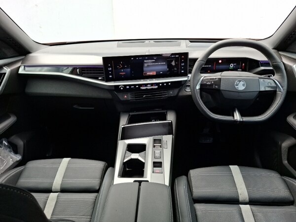 Used Vauxhall Grandland 2024 for sale - 75065835: Photo 2