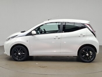 Used Toyota AYGO 2015 for sale - 78113959: Photo