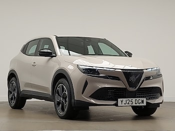 Used Alfa Romeo Junior 2025 for sale - 76591721: Photo