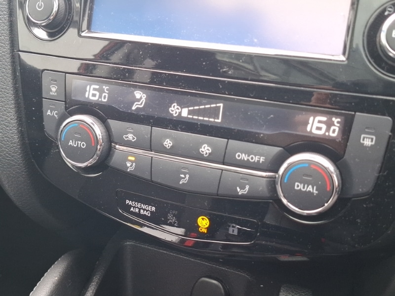 Used Nissan Qashqai 2018 for sale - 76365623: Photo 17
