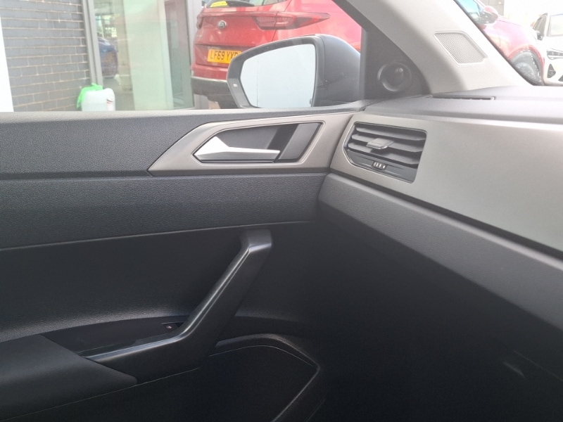 Used Volkswagen Polo 2018 for sale - 76533135: Photo 18