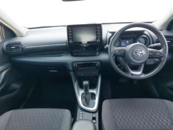 Used Toyota Yaris 2022 for sale - 74309577: Photo