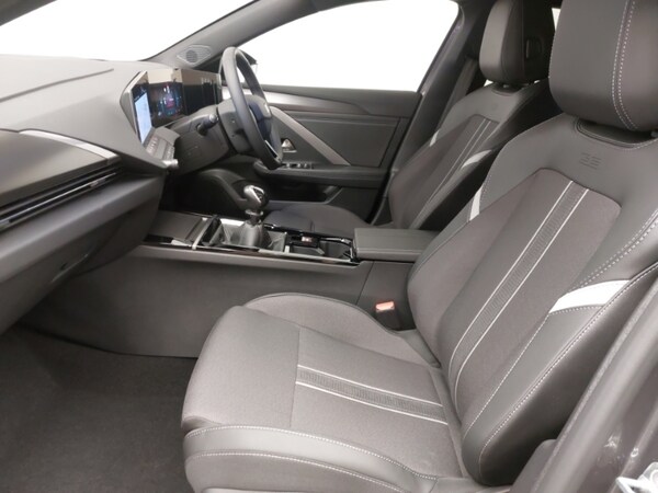 Used Vauxhall Astra 2025 for sale - 75338848: Photo 5