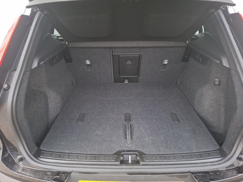 Used Volvo XC40 2024 for sale - 76233575: Photo 8