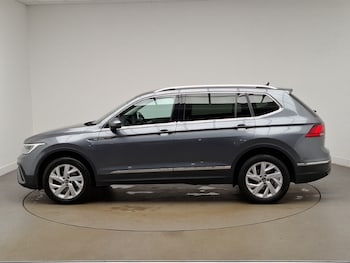 Used Volkswagen Tiguan Allspace 2023 for sale - 79126984: Photo