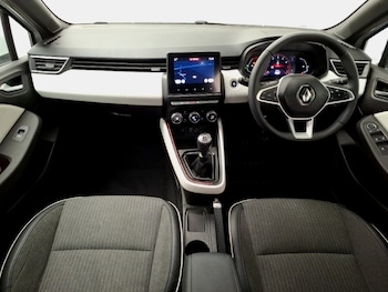 Used Renault Clio 2022 for sale - 77418974: Photo