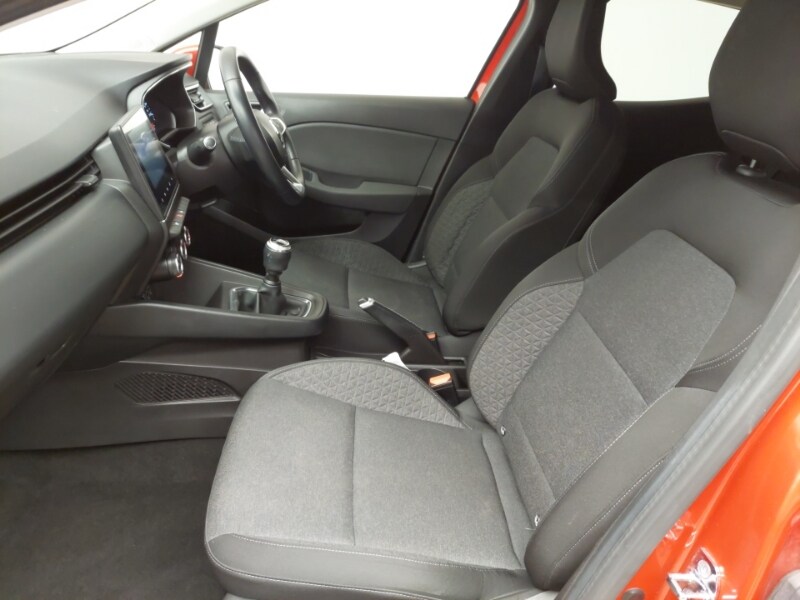 Used Renault Clio 2020 for sale - 77585031: Photo 5