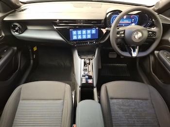 Used Alfa Romeo Junior 2025 for sale - 76696038: Photo