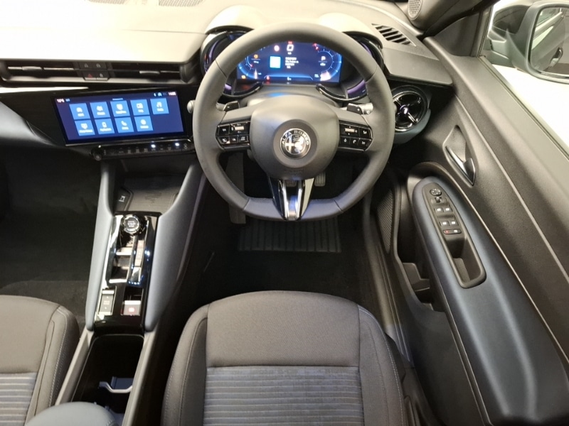 Used Alfa Romeo Junior 2025 for sale - 76696038: Photo 7