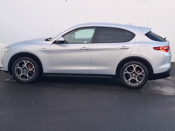 Used Alfa Romeo Stelvio 2021 for sale - 76354600: Photo