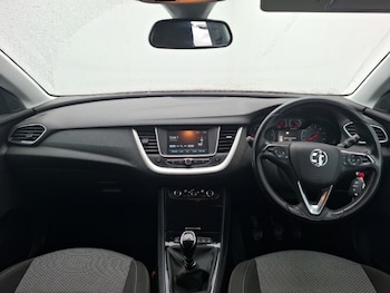 Used Vauxhall Grandland X 2018 for sale - 76160304: Photo 2