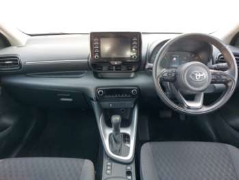 Used Toyota Yaris 2023 for sale - 74088698: Photo