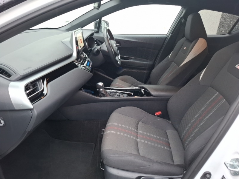 Used Toyota C-HR 2022 for sale - 76543250: Photo 5