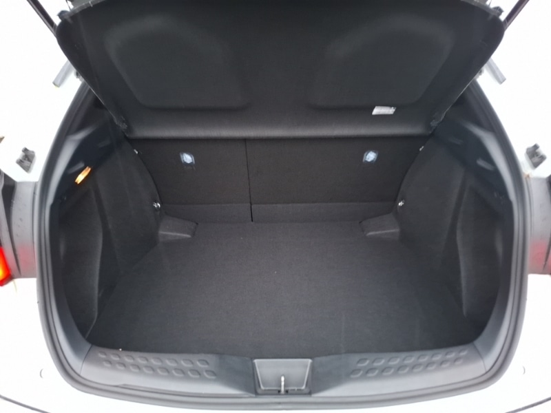 Used Toyota C-HR 2022 for sale - 76543250: Photo 8