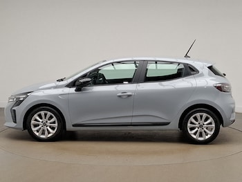 Used Renault Clio 2024 for sale - 77448585: Photo