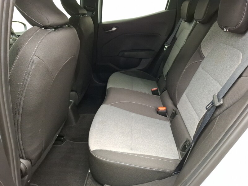 Used Renault Clio 2024 for sale - 77448585: Photo 6