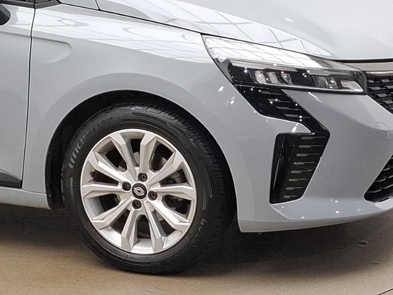 Used Renault Clio 2024 for sale - 77448585: Photo 9