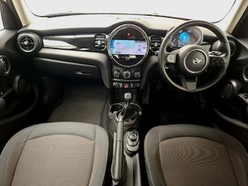 Used MINI Hatch 2021 for sale - 77580241: Photo