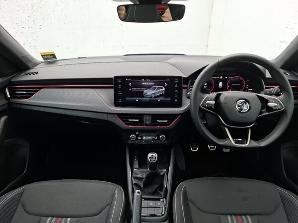 Used Skoda Kamiq 2024 for sale - 75695615: Photo 2