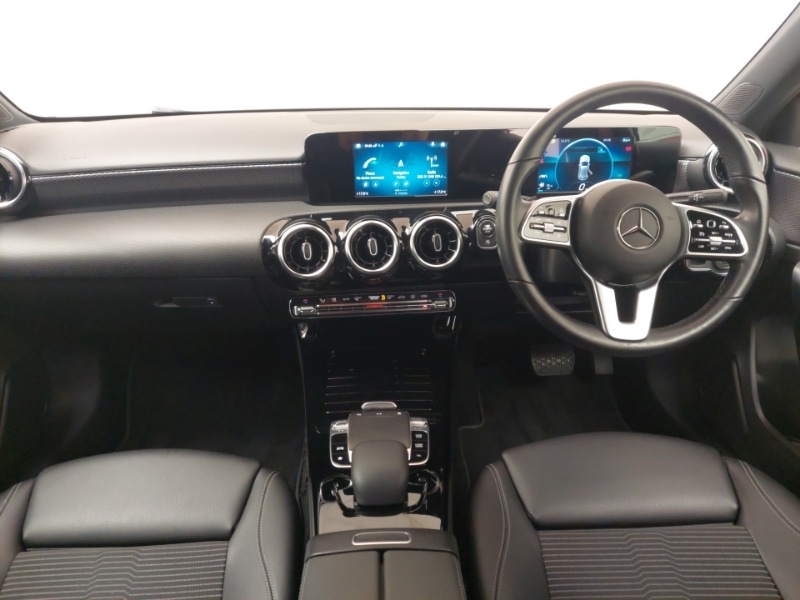 Used Mercedes-Benz A-Class 2018 for sale - 77987665: Photo 2