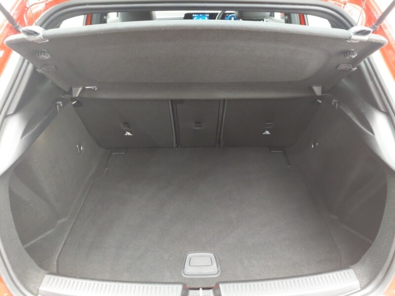 Used Mercedes-Benz A-Class 2018 for sale - 77987665: Photo 8