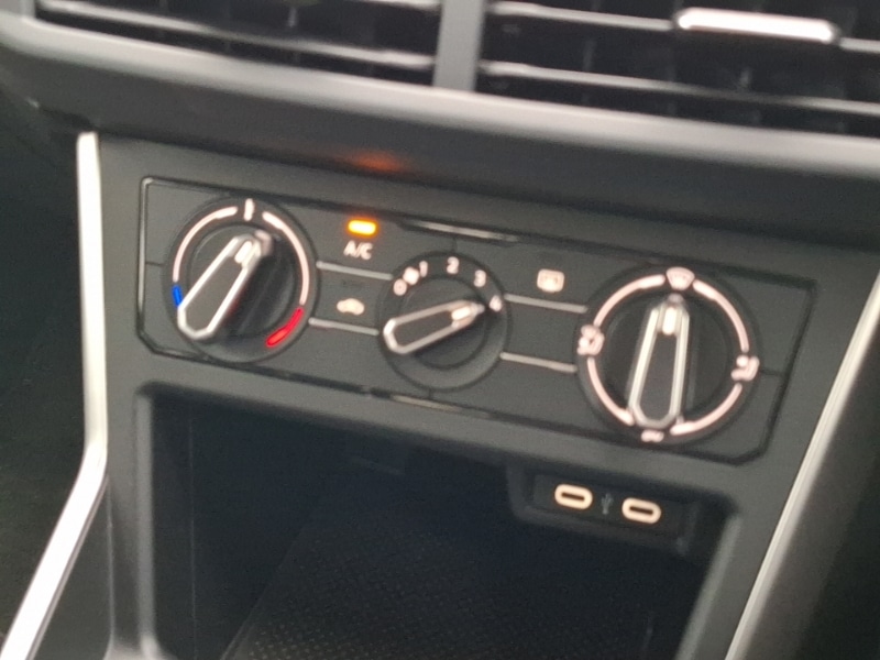 Used Volkswagen Polo 2023 for sale - 76974994: Photo 18