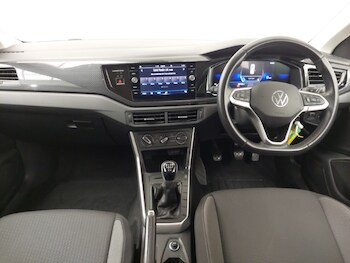 Used Volkswagen Polo 2024 for sale - 77837476: Photo