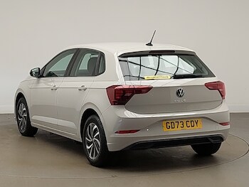 Used Volkswagen Polo 2024 for sale - 77837476: Photo