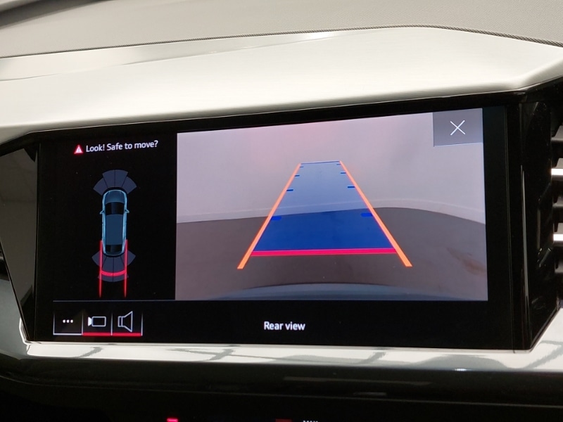 Used Audi Q4 e-tron 2023 for sale - 77439543: Photo 15