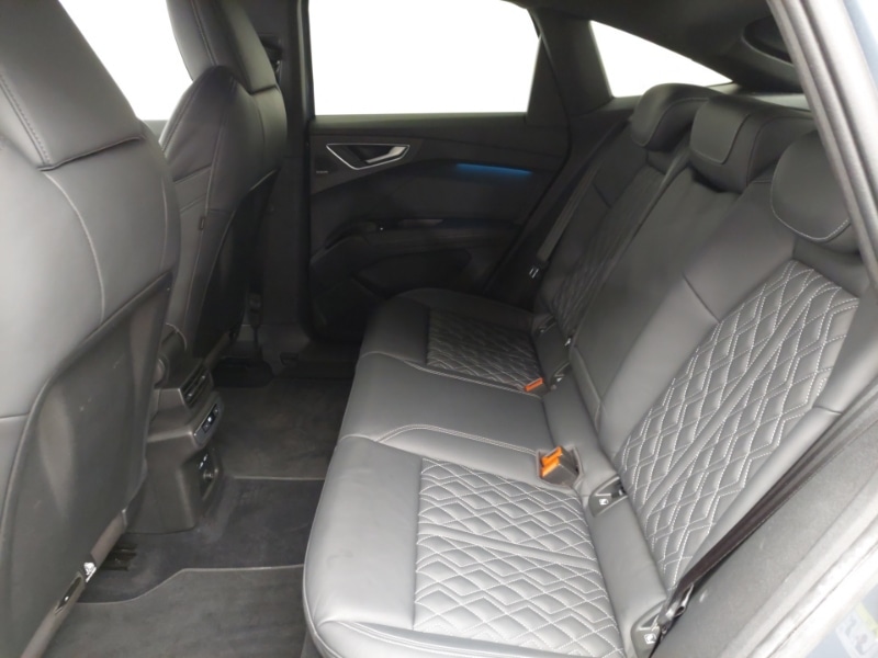 Used Audi Q4 e-tron 2023 for sale - 77439543: Photo 6