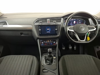 Used Volkswagen Tiguan Allspace 2023 for sale - 78653976: Photo