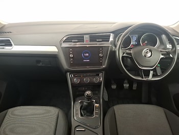 Used Volkswagen Tiguan 2017 for sale - 79139608: Photo