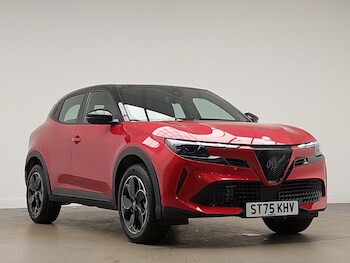 Used Alfa Romeo Junior 2025 for sale - 76785753: Photo