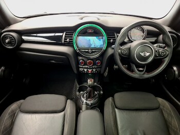 Used MINI Hatch 2017 for sale - 77947799: Photo