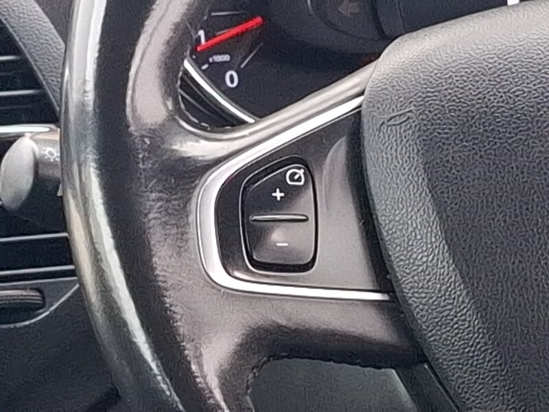 Used Renault Captur 2016 for sale - 76465153: Photo 10