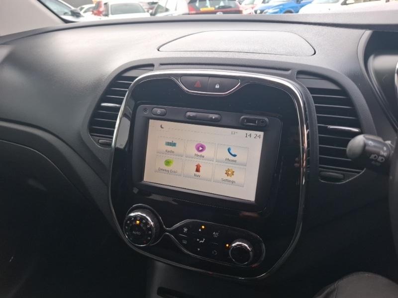 Used Renault Captur 2016 for sale - 76465153: Photo 16