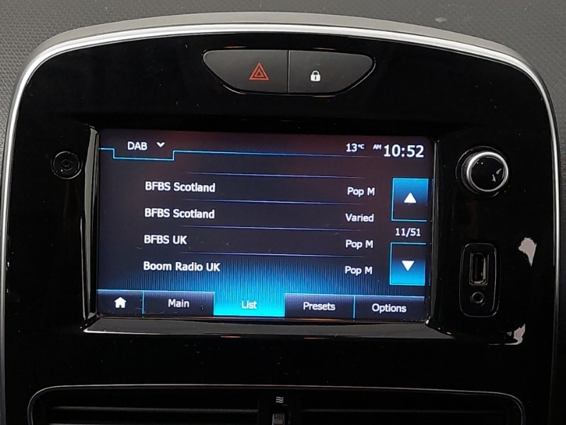 Used Renault Clio 2018 for sale - 77352431: Photo 10