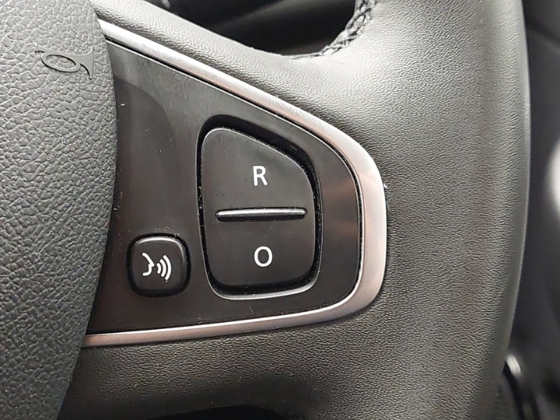 Used Renault Clio 2018 for sale - 77352431: Photo 19