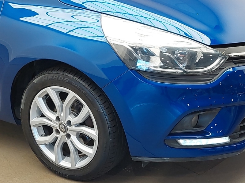 Used Renault Clio 2018 for sale - 77352431: Photo 9