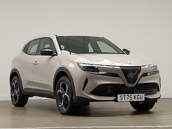 2025 - 1.2 Turbo Ibrida 5dr Auto