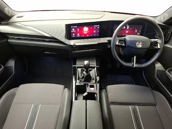 Used Vauxhall Astra 2024 for sale - 76864511: Photo