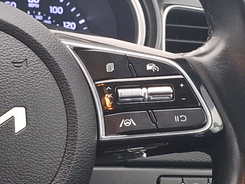 Used Kia XCeed 2023 for sale - 76160748: Photo 11