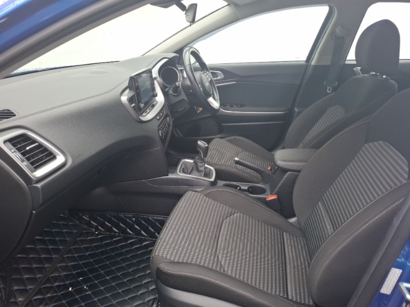 Used Kia XCeed 2023 for sale - 76160748: Photo 5