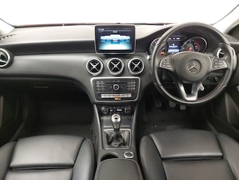 Used Mercedes-Benz A-Class 2015 for sale - 77329730: Photo
