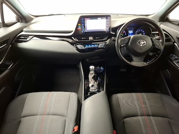 Used Toyota C-HR 2022 for sale - 75591810: Photo