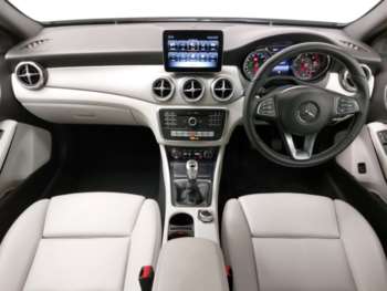 Used Mercedes-Benz GLA 2018 for sale - 74842643: Photo